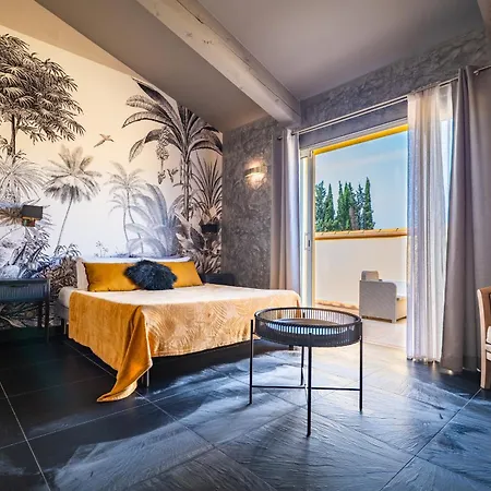 Del Cavalier Couette-café